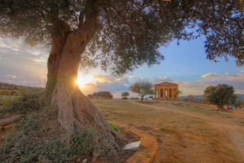 <b>Italy, Agrigento</b>, Valley of Temples