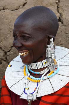 <b>Tanzania, Ngorongoro</b>, Masaai woman